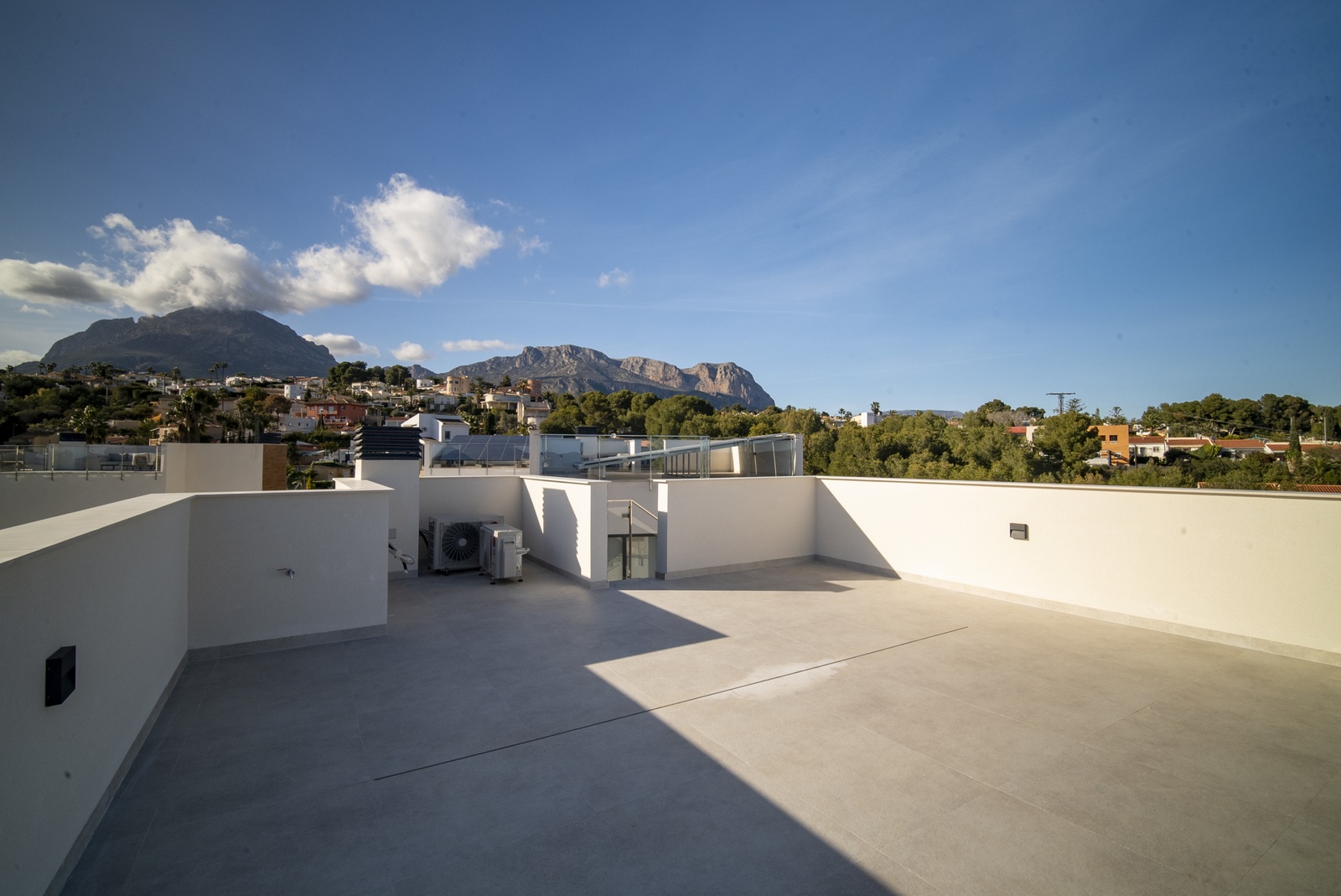 FANTASTIC INDEPENDENT VILLA IN LA NUCIA