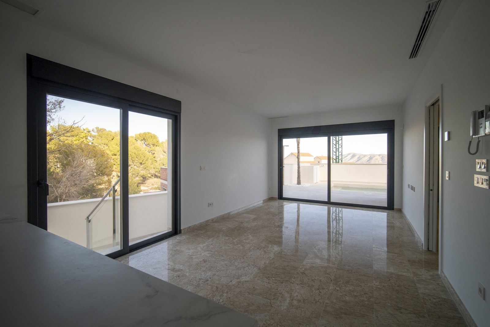 FANTASTIC INDEPENDENT VILLA IN LA NUCIA