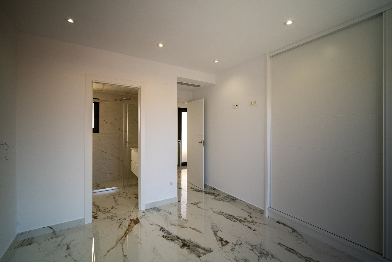 FANTASTIC INDEPENDENT VILLA IN LA NUCIA
