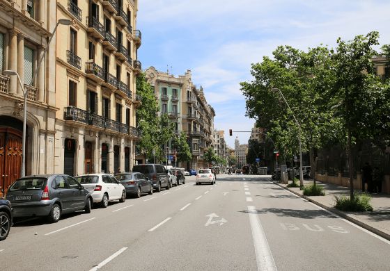 FANTASTIC SPACE FOR RENT ON BALMES STREET BARCELONA