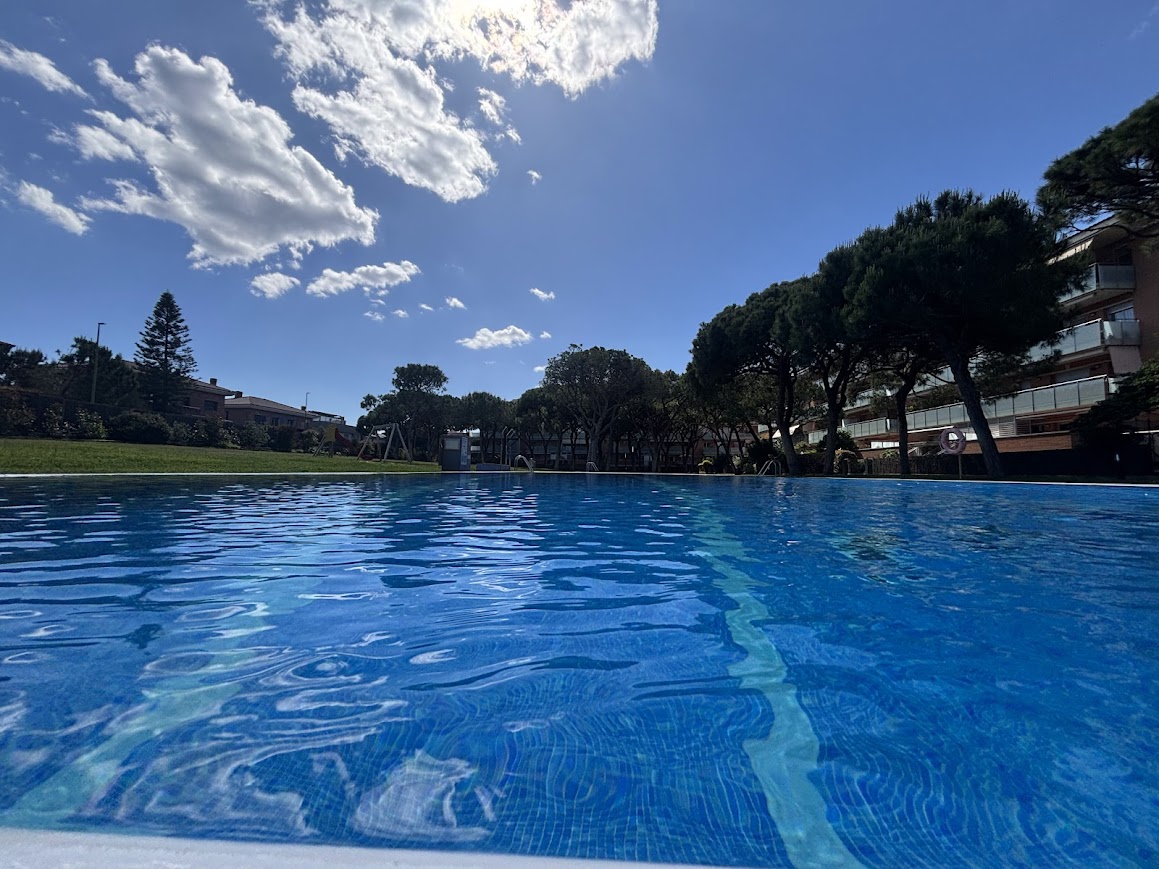 ATTICO DUPLEX IN VENDITA A GAVÀ MAR CON VISTA MARE
