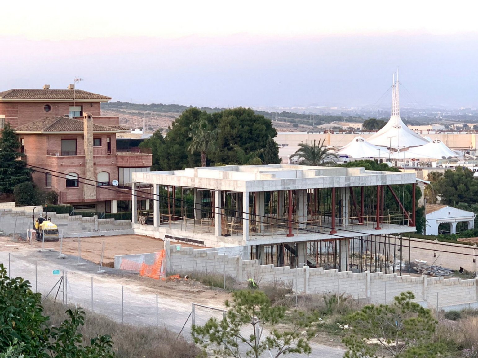 ELEGANTE VILLA EN VENTA EN ALICANTE