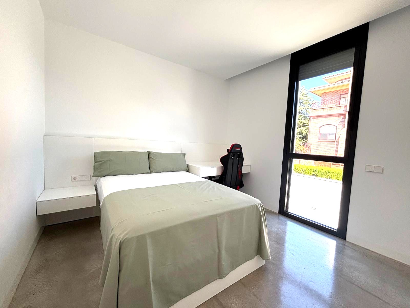 ELEGANTE VILLA EN VENTA EN ALICANTE