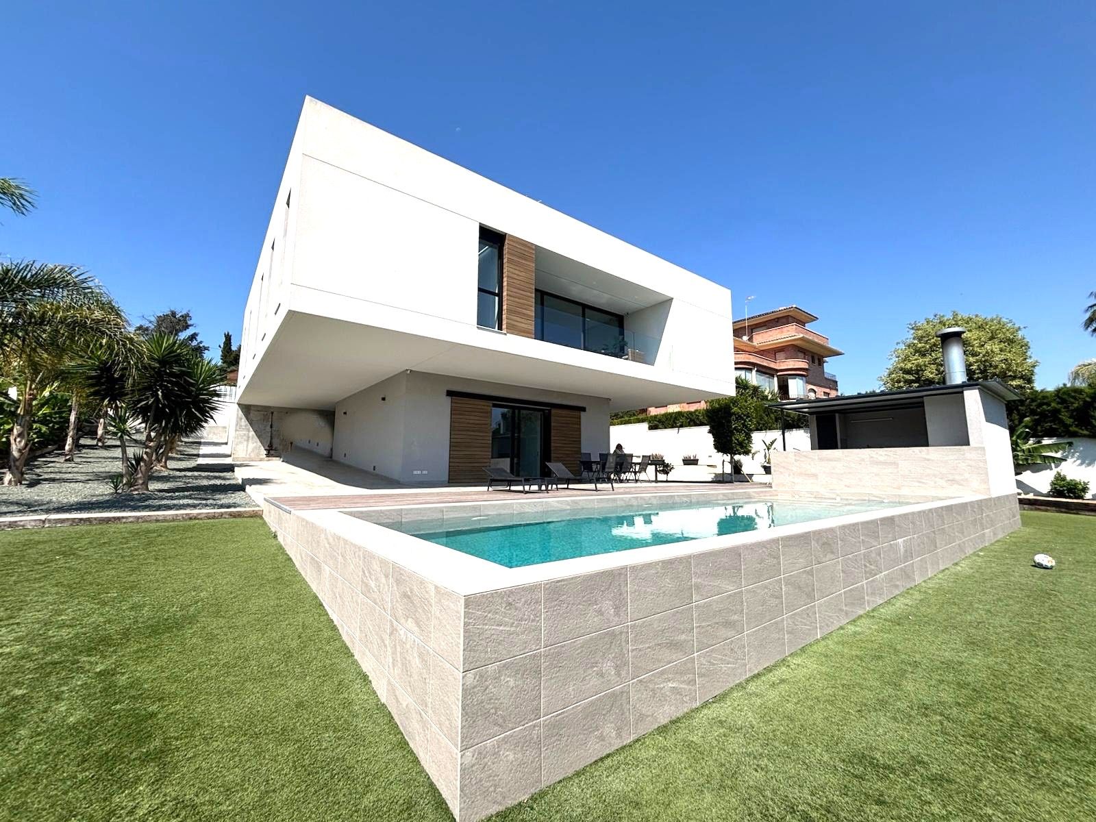 Chalet en venta en Alicante