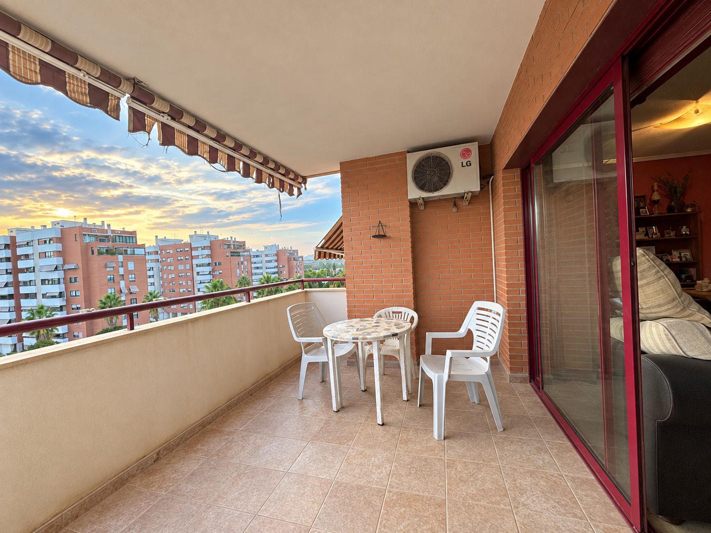 GRAN PISO EN VENTA EN LA ALBUFERETA DE ALICANTE