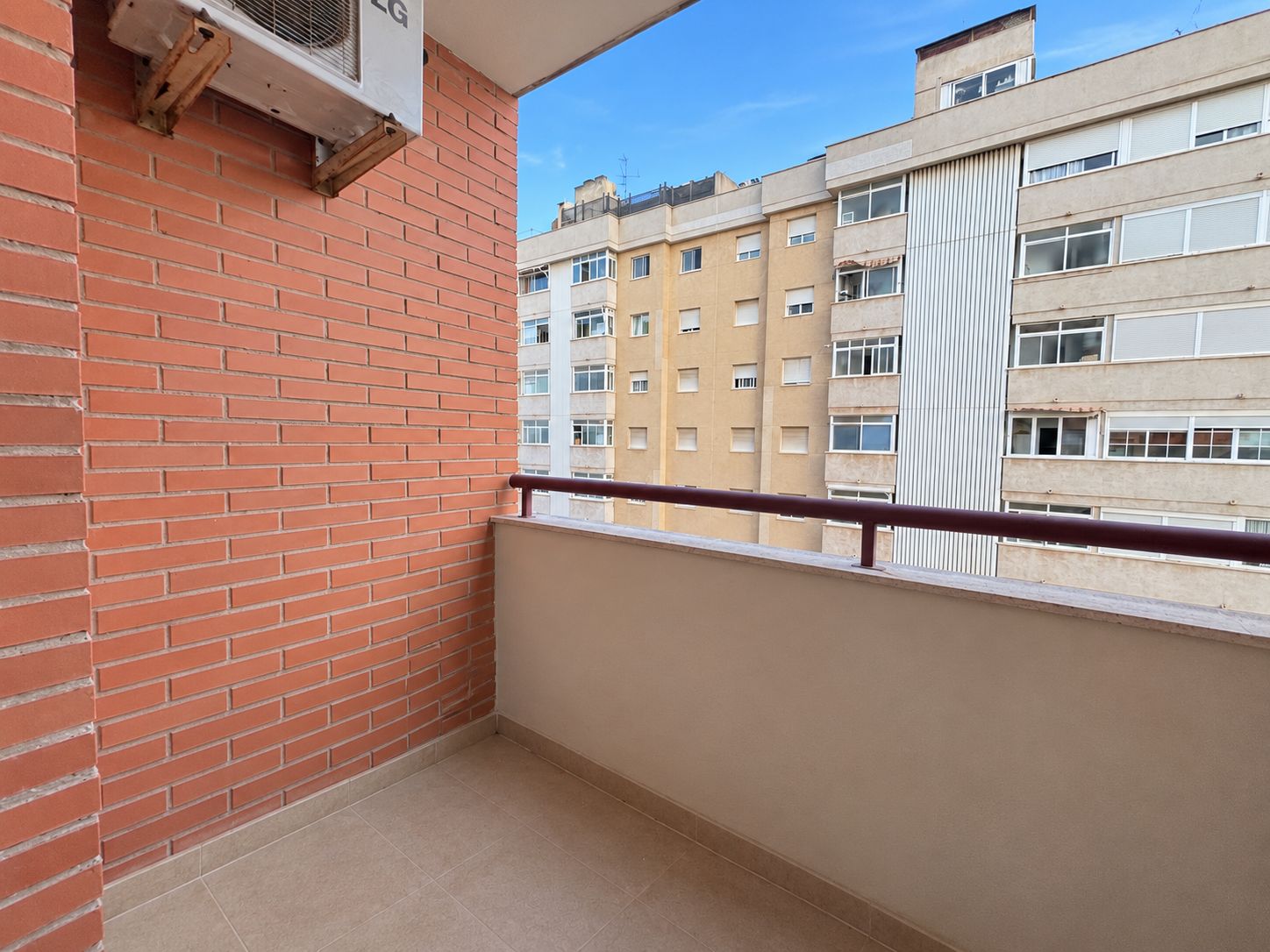 GRAN PISO EN VENTA EN LA ALBUFERETA DE ALICANTE