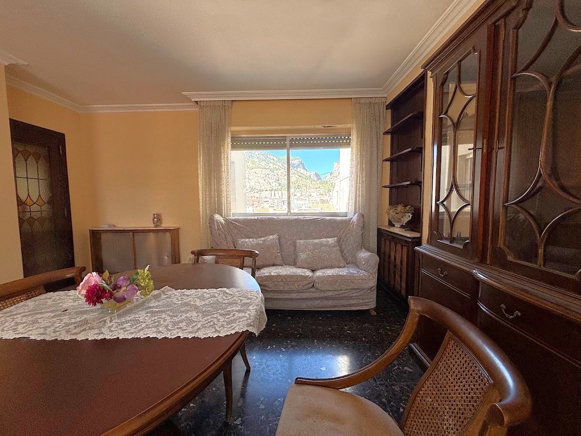 ÁTICO EN VENTA CON GARAJE Y TERRAZA EN EL CENTRO DE ALCOY
