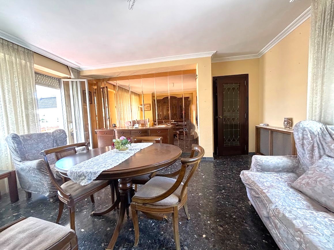 ÁTICO EN VENTA CON GARAJE Y TERRAZA EN EL CENTRO DE ALCOY