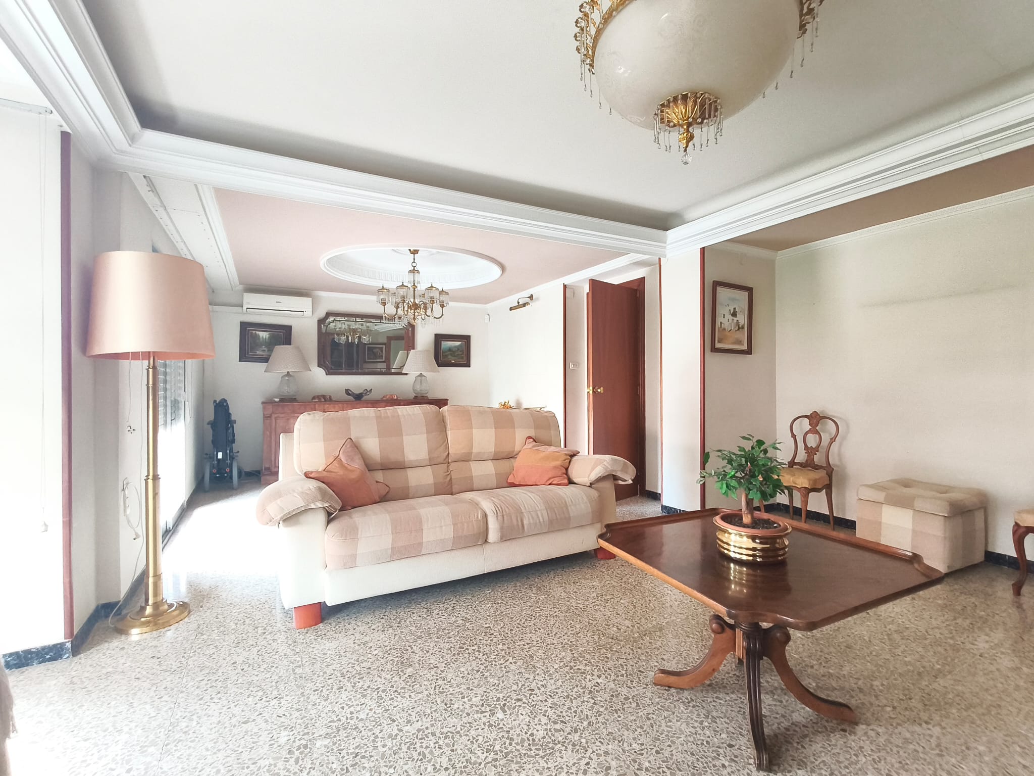 GRAN PISO EN VENTA EN SANTA ROSA, ALCOY