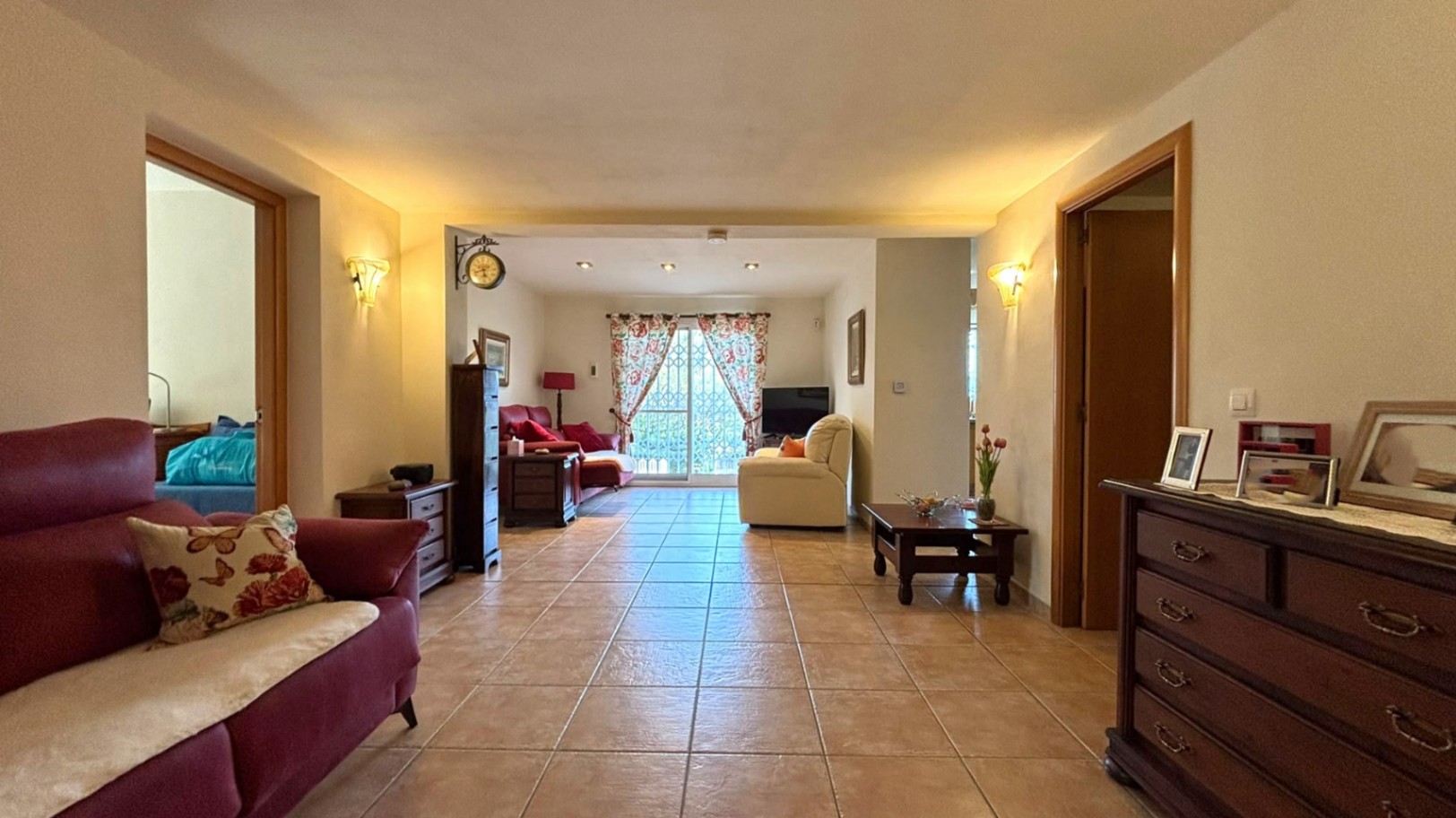 CHARMEUSE VILLA À VENDRE À PLANES