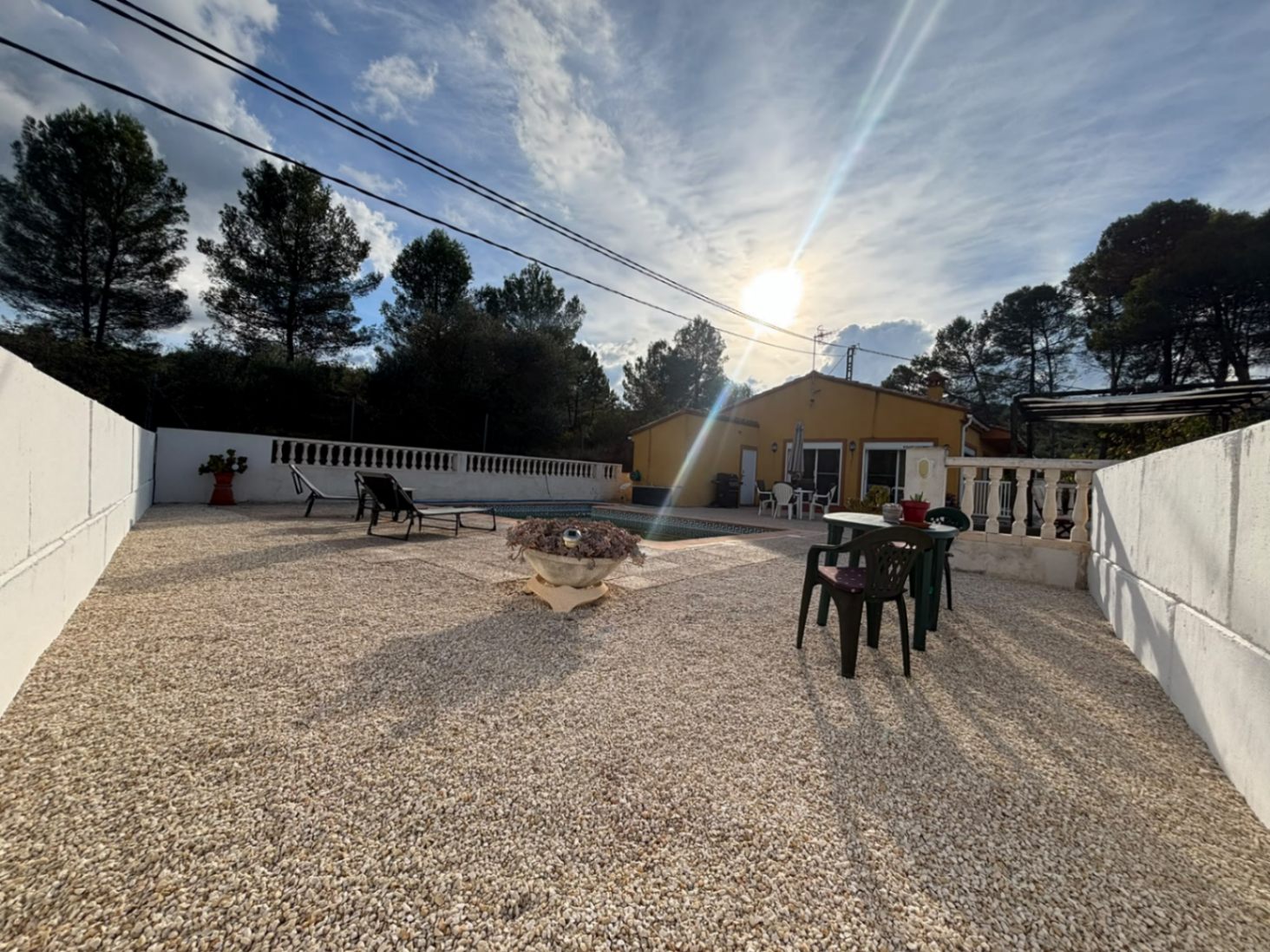 CHARMEUSE VILLA À VENDRE À PLANES