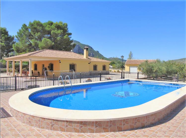fincas en muro-d'-alcoi · el-comtat 400000€