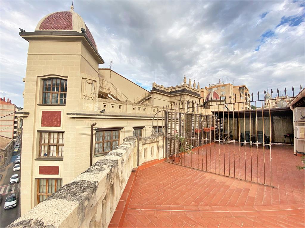 EXQUISITO ÁTICO EN VENTA EN EL CENTRO DE ALCOY